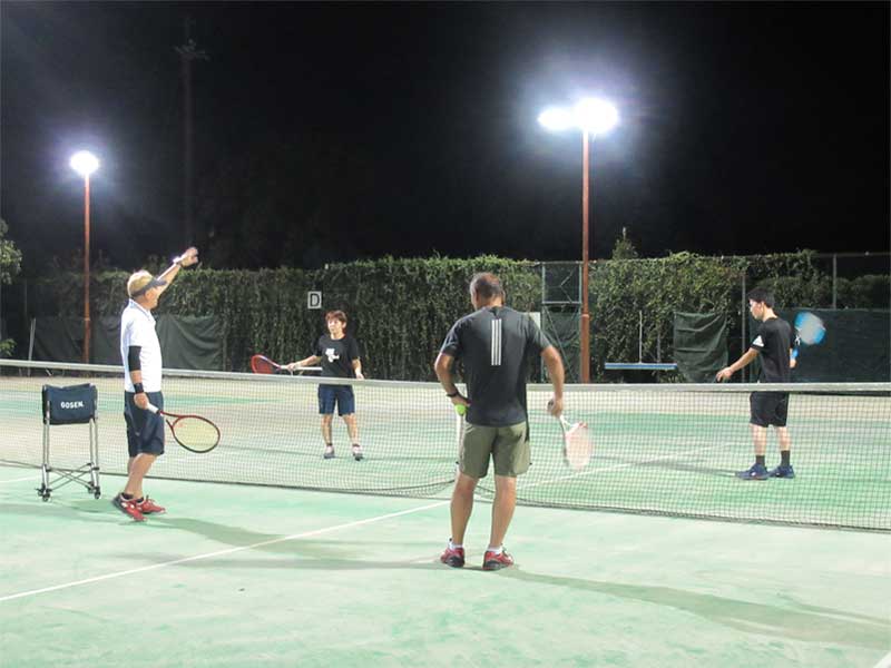 硬式テニス教室
